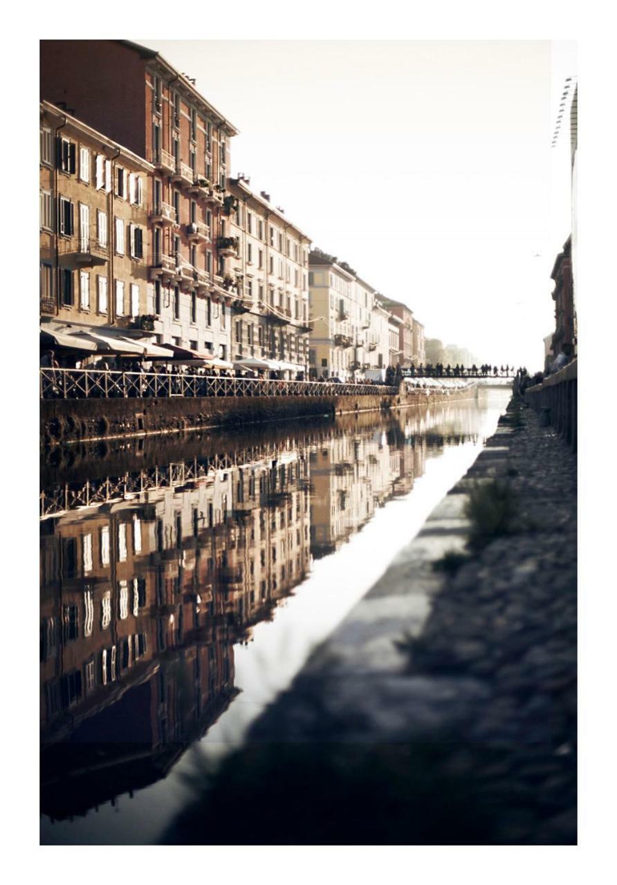 Taking A Walk In The Beating Heart Of Navigli * Milán